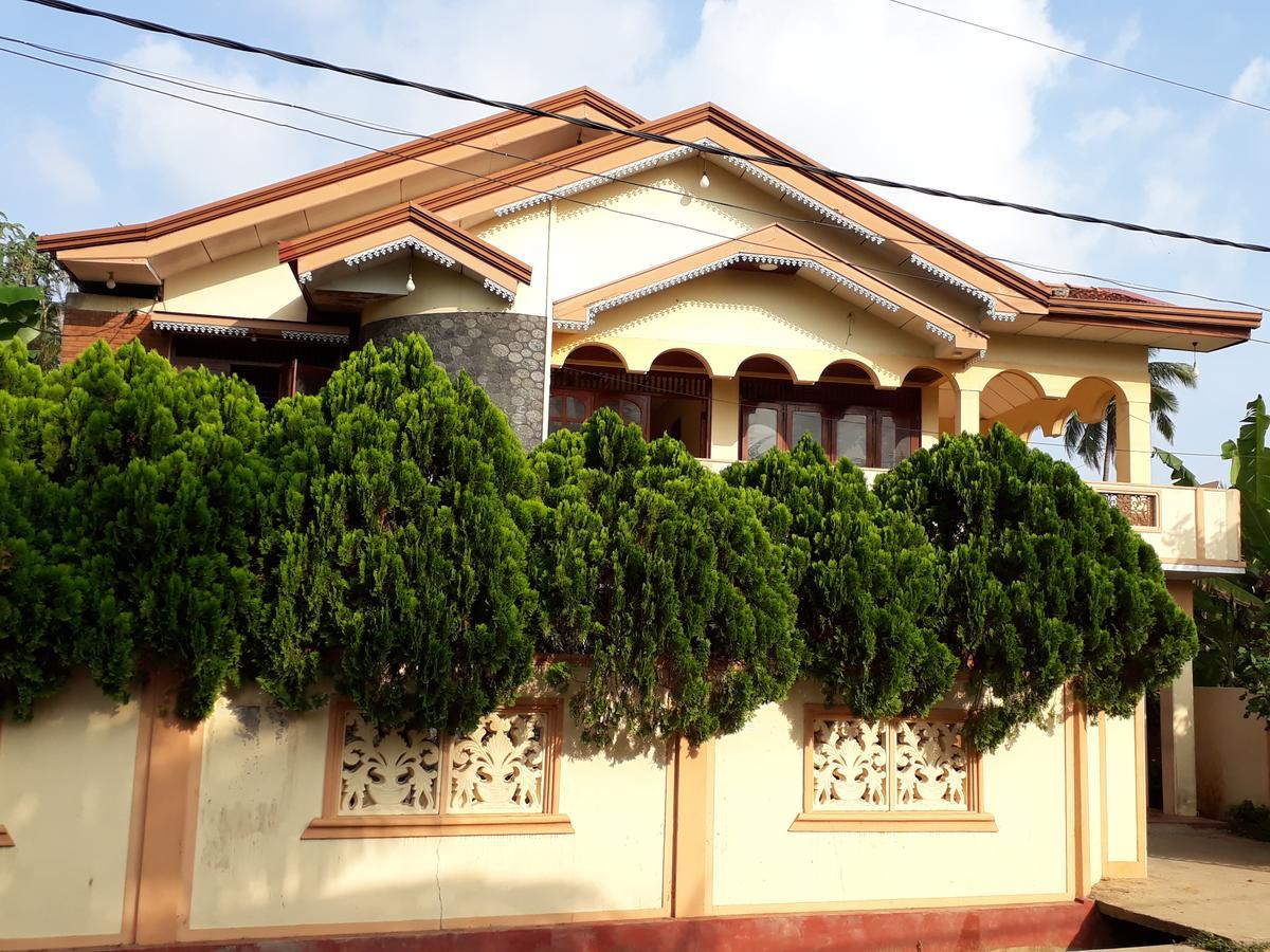 Brinthavanam Days Inn Jaffna Exterior photo